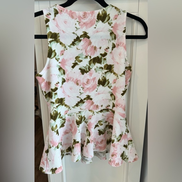 Floral peplum tank - Picture 2 of 3